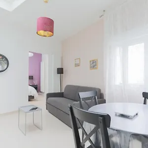 Apartment Elysee Ternes France